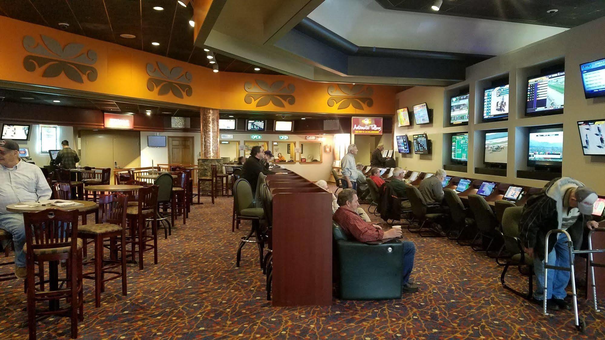 Ho-Chunk Casino Hotel - Wisconsin Dells Baraboo Exterior foto